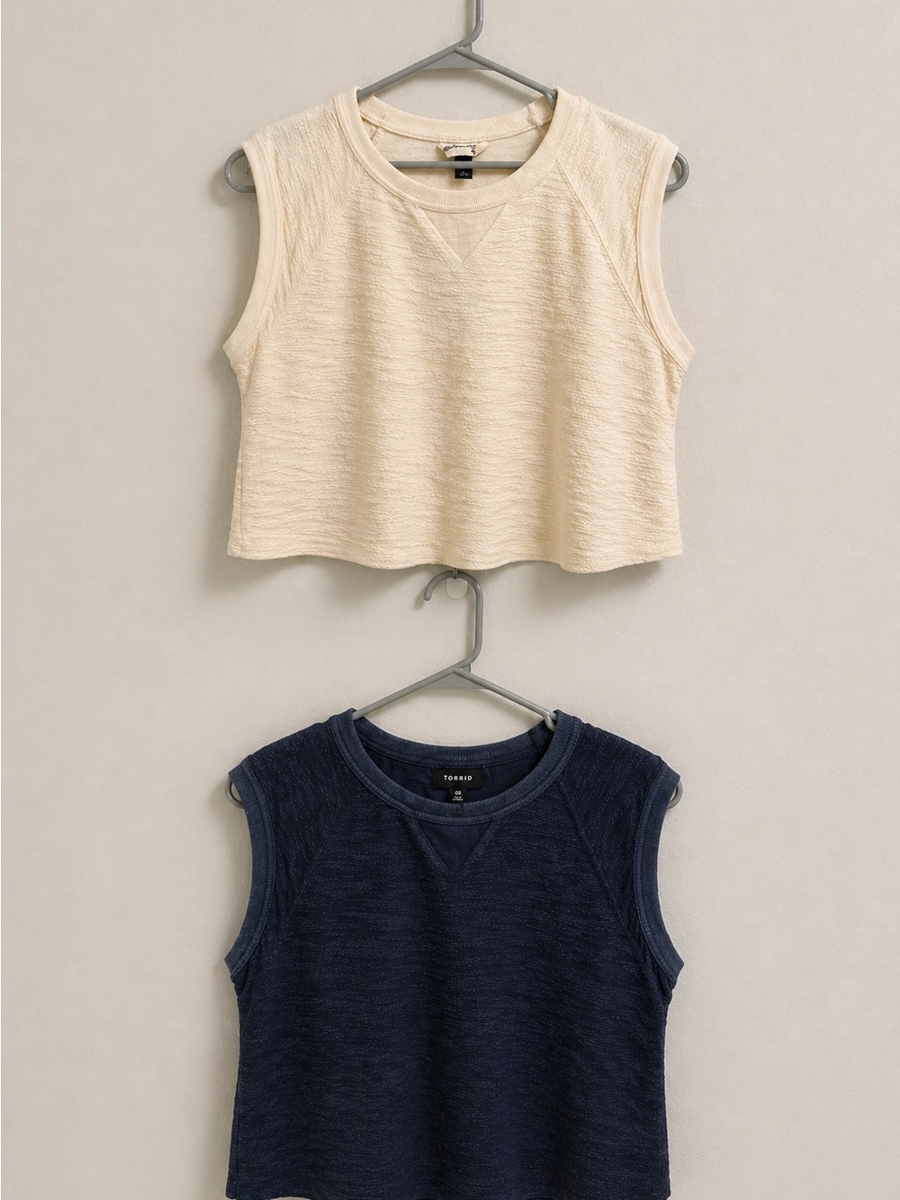 2pc Universal Thread Sleeveless Tops XS Blue Cream 100% Cotton